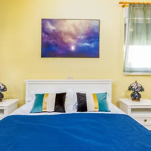 Monte Apartment