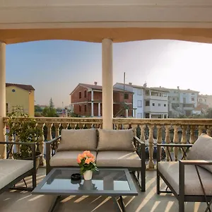 https://apartment-vukadin.pula-hotels.org